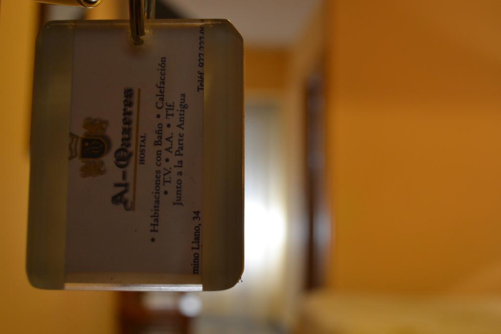 Hostal Al-Qazeres Caces Pokój zdjęcie
